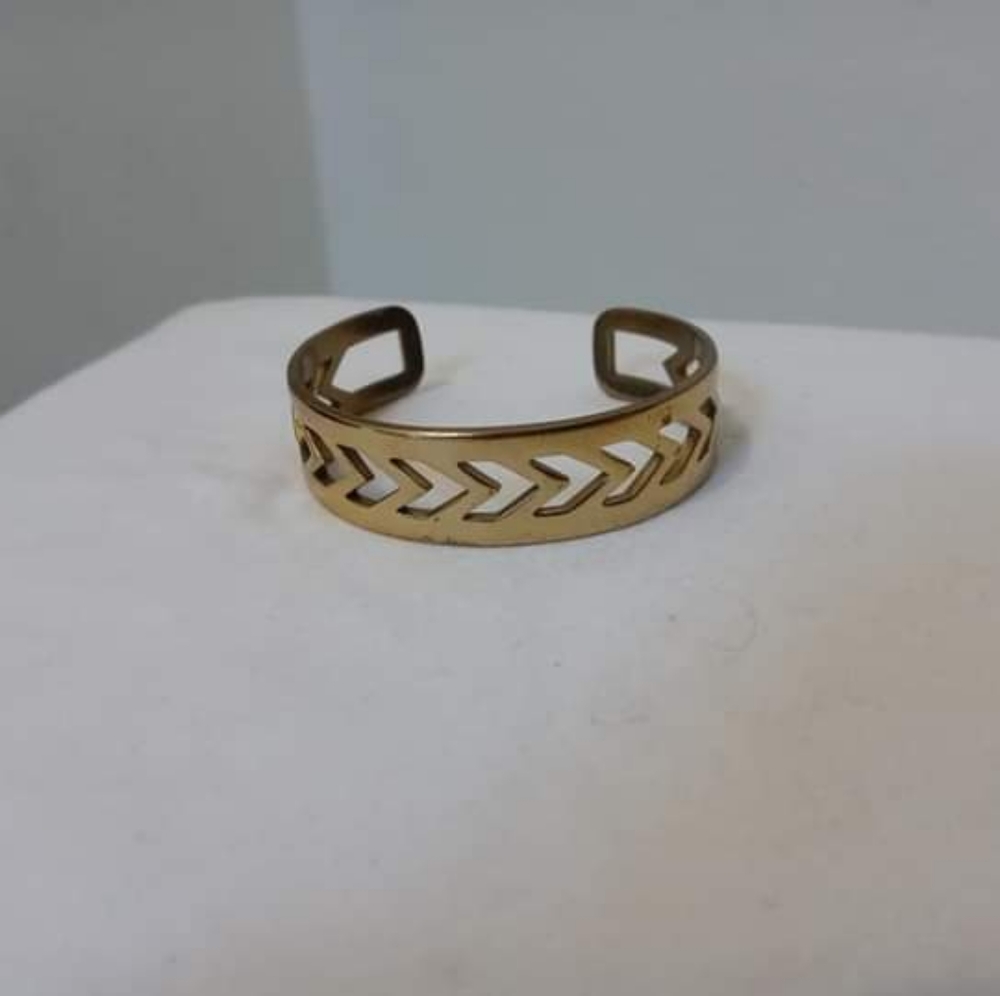 SALE Rustic Cuff Gold Arrow Metal Bracelet